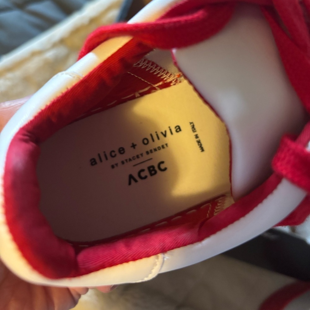NIB Alice and Olivia Thea Sneaker - Picture 5 of 8
